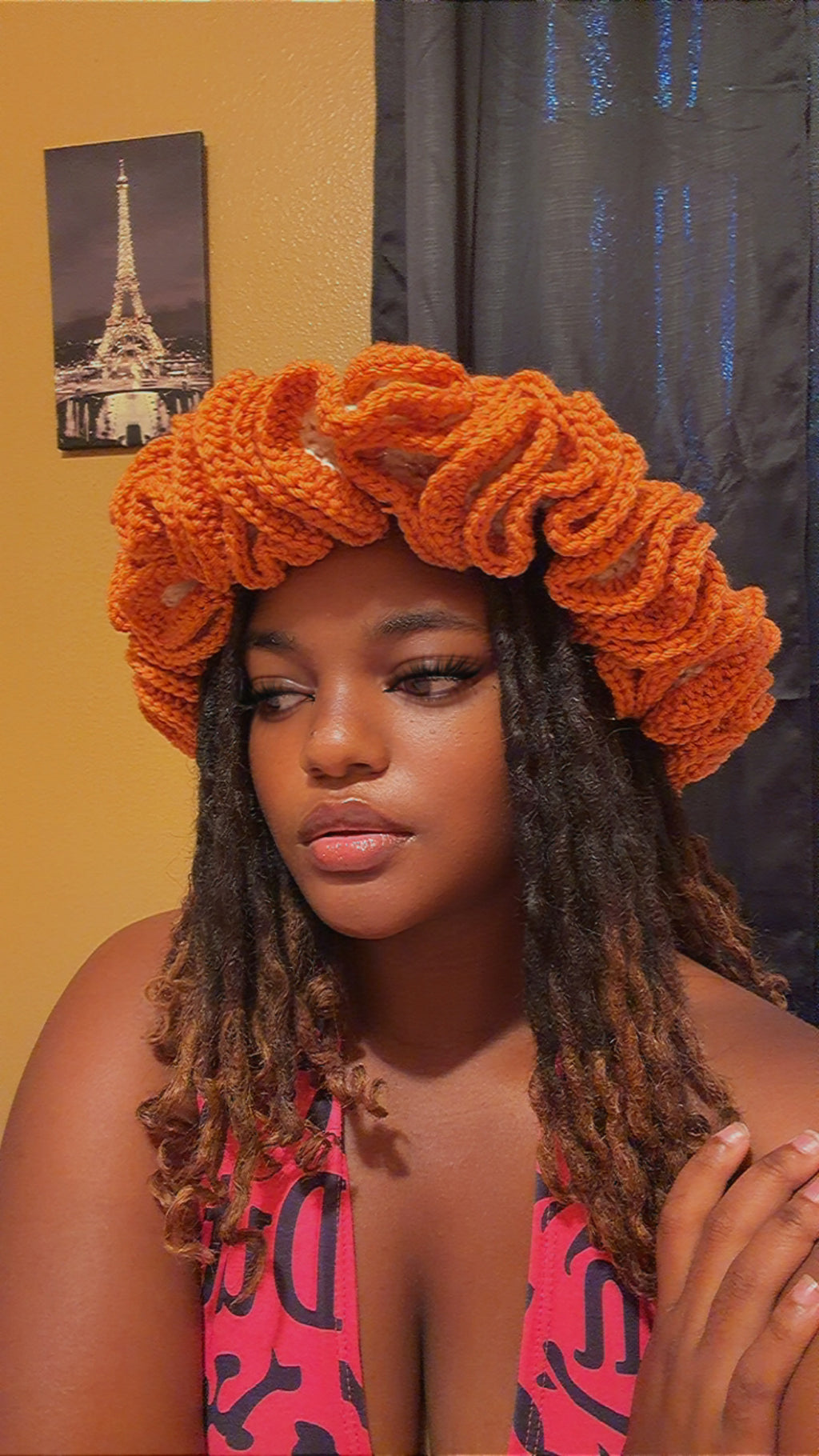 Dramtic ruffle bucket hat