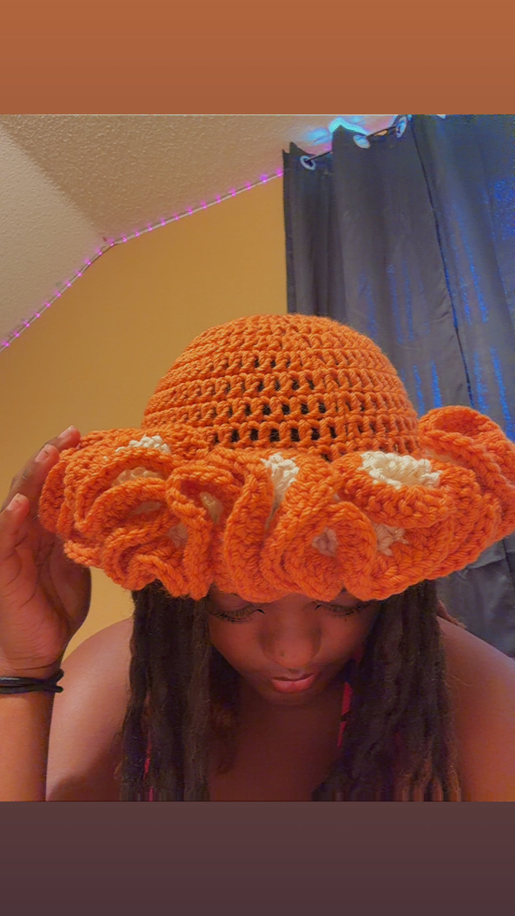 Dramtic ruffle bucket hat